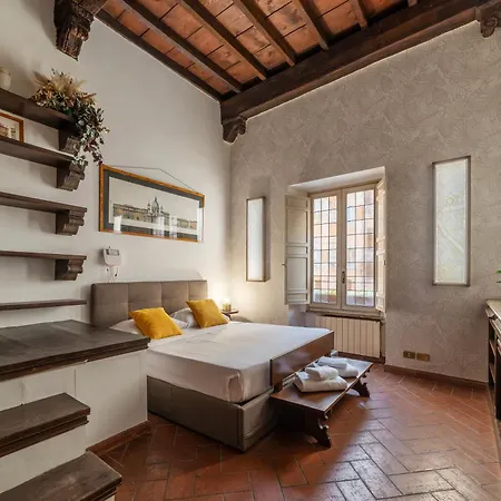 Historical Loft At Campo De Fiori شقة *