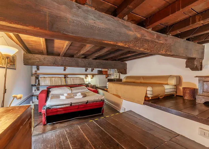 Historical Loft At Campo De Fiori * Rom
